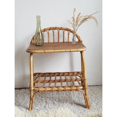 Table de chevet en rotin vintage