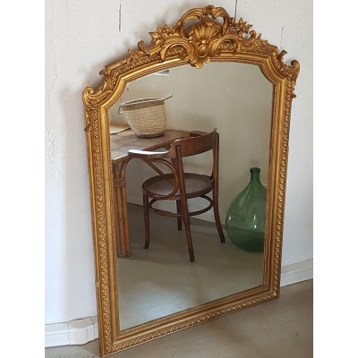 Miroir ancien doré avec fronton style Napoléon III