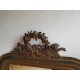 Miroir doré ancien de style Louis Philippe avec fronton