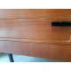 Buffet moderniste circa 1960 avec tiroirs cachés