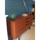 Buffet moderniste circa 1960 avec tiroirs cachés