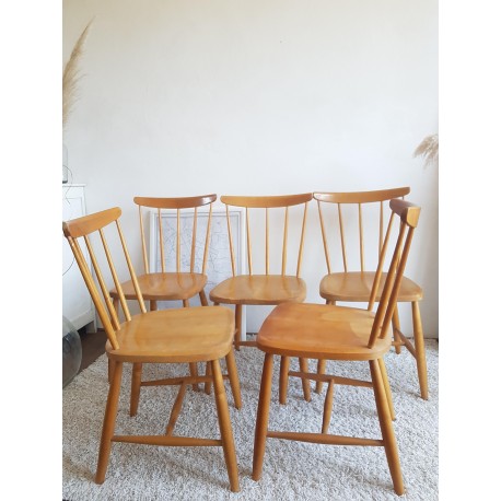 Suite de 4 ou 5 chaises scandinaves Hagafors vintage
