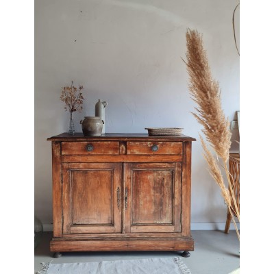 Buffet parisien ancien