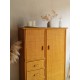 Petite armoire parisienne  en rotin vintage