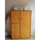 Petite armoire parisienne  en rotin vintage