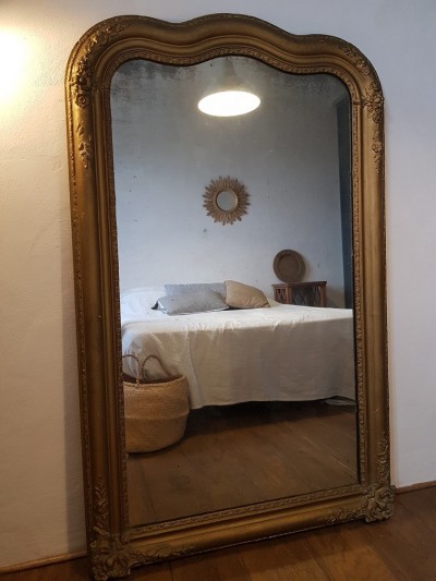 Grand miroir doré ancien 